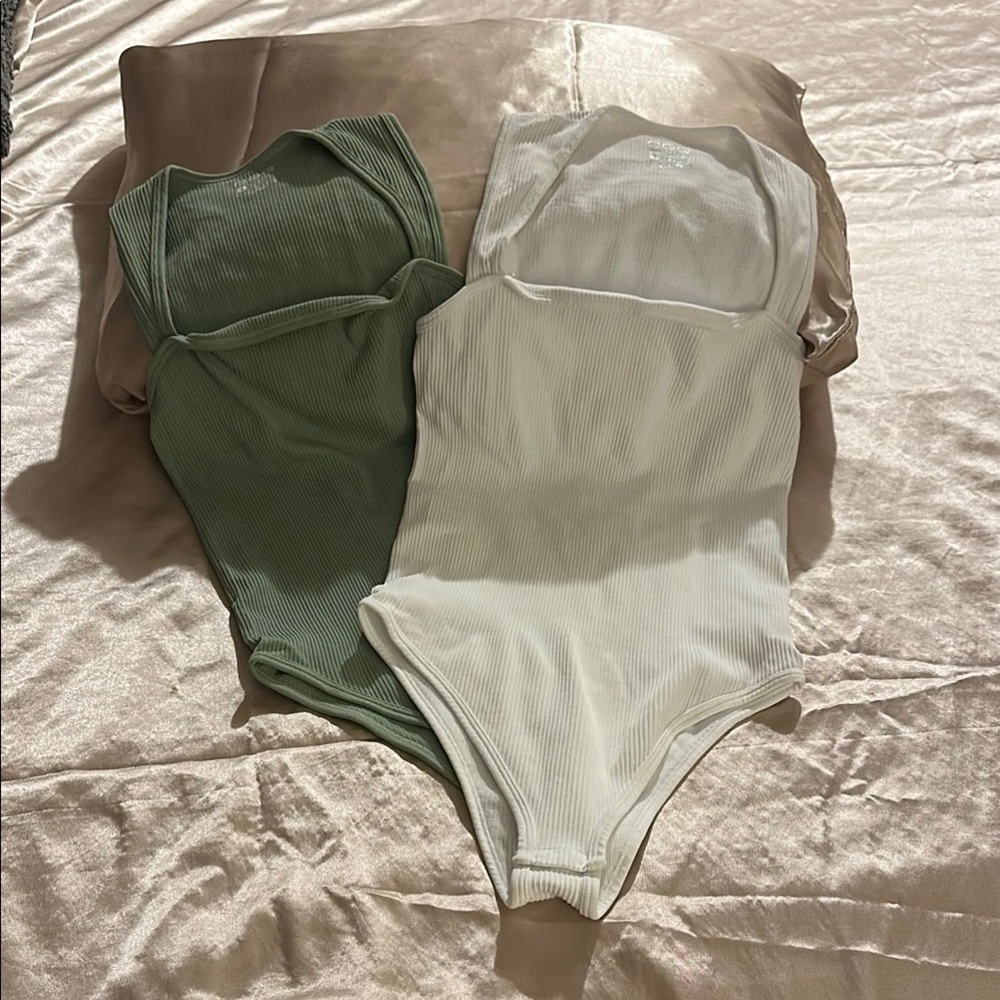 Ribbed Bodysuit Set in Green and White